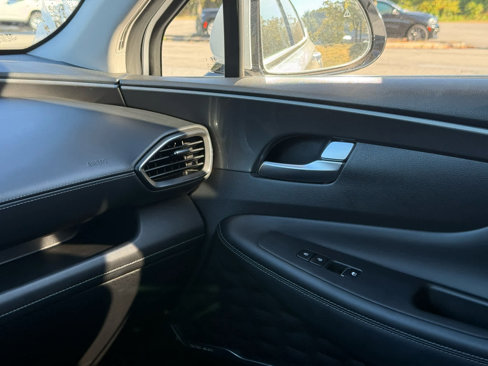Used 2022 Hyundai Santa Fe SEL Premium image 35