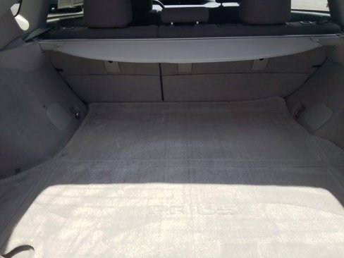 Used 2015 Toyota Prius Three image 7