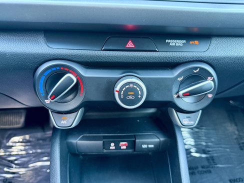 Used 2020 Kia Rio S image 28