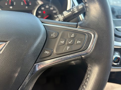 Used 2021 Chevrolet Equinox LT image 12