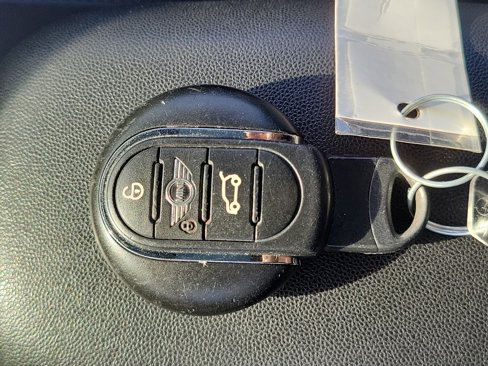 Used 2015 MINI Cooper S image 29