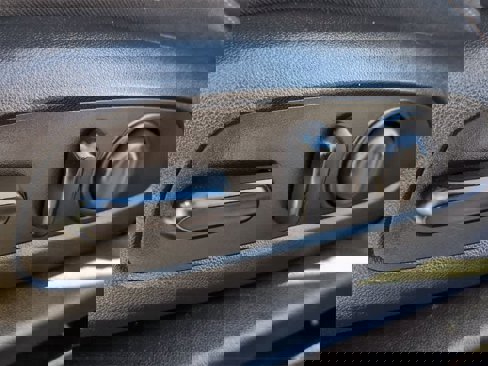 Used 2018 Chevrolet Equinox LT image 18