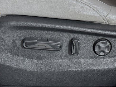 Used 2018 Honda CR-V EX-L image 17