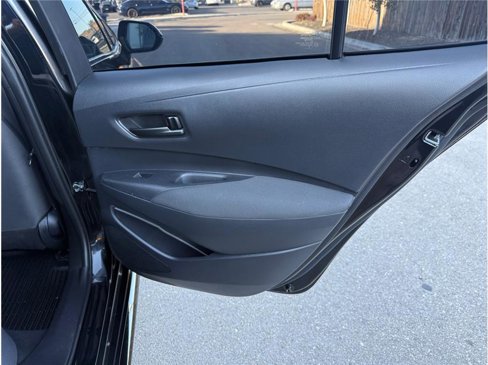 Used 2023 Toyota Corolla LE image 32