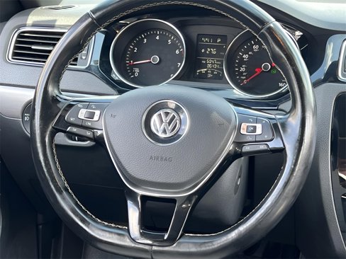 Used 2016 Volkswagen Jetta Sport image 19