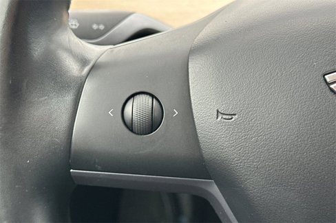 Used 2018 Tesla Model 3 Long Range image 24
