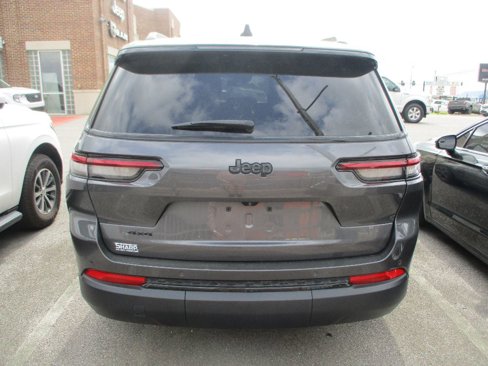 Used 2023 Jeep Grand Cherokee L Laredo image 20