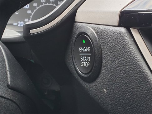 Used 2022 Ford Escape SEL image 25
