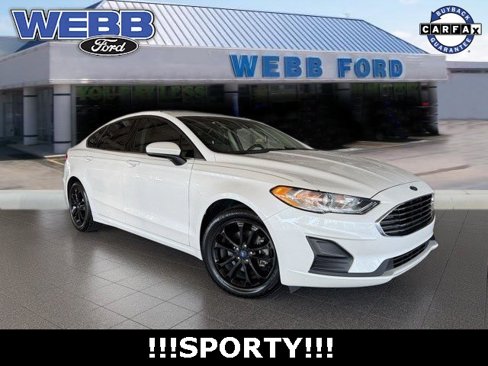 Used 2020 Ford Fusion SE image 1