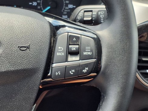 Used 2022 Ford Escape SE w/ Cold Weather Package image 19