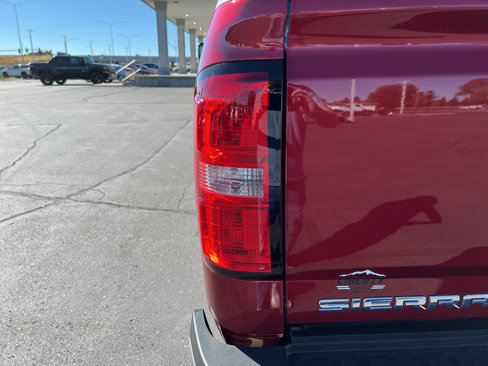 Used 2019 GMC Sierra 3500 SLT w/ Duramax Plus Package image 4