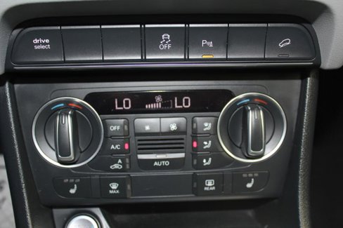 Used 2018 Audi Q3 2.0T Premium w/ Convenience Package image 37