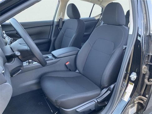 Certified 2025 Nissan Sentra S image 13