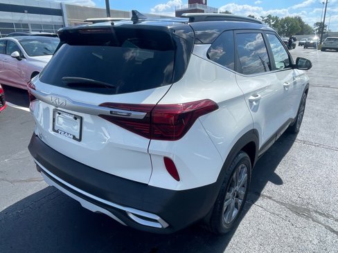 Certified 2022 Kia Seltos S image 7
