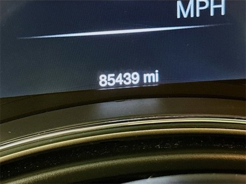 Used 2015 Jeep Grand Cherokee Overland image 12