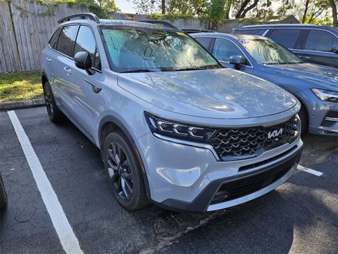 Used 2022 Kia Sorento SX Prestige image 3