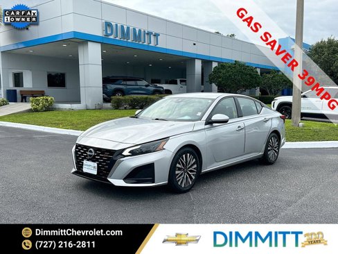 Used 2023 Nissan Altima 2.5 SV image 1