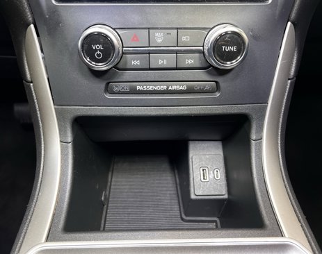 Used 2024 Ford Edge SEL image 31