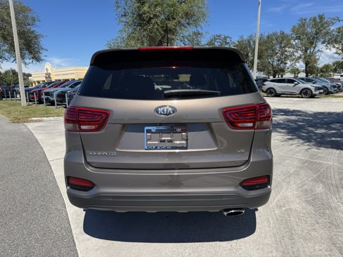 Certified 2019 Kia Sorento S image 5