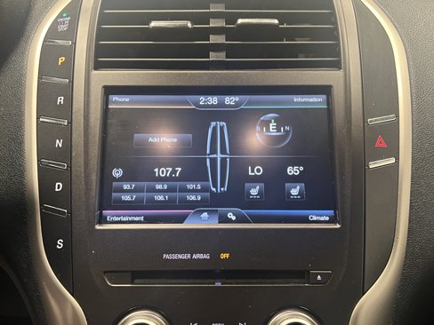Used 2015 Lincoln MKC AWD image 21