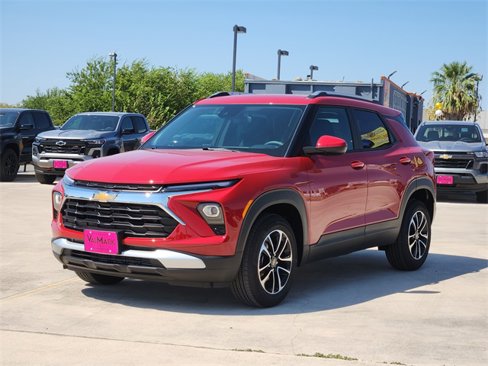 New 2026 Chevrolet TrailBlazer LT w/ Driver Confidence Package image 2