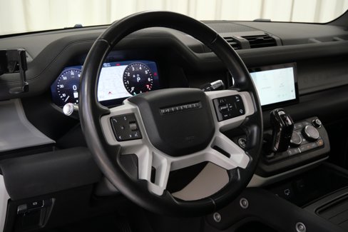 Used 2020 Land Rover Defender 110 First Edition image 14