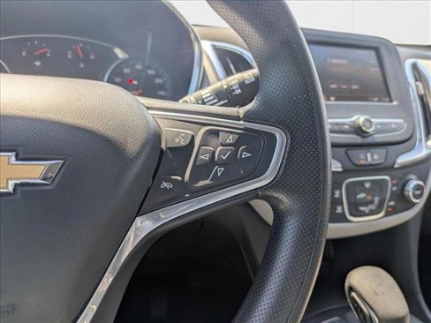 Used 2023 Chevrolet Equinox LT image 16