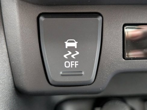 New 2025 Toyota RAV4 LE image 29