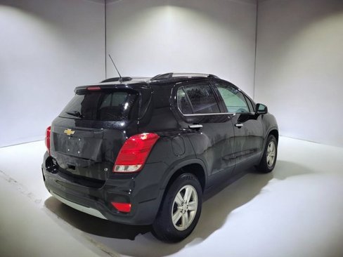 Used 2020 Chevrolet Trax LT w/ Driver Confidence Package image 19