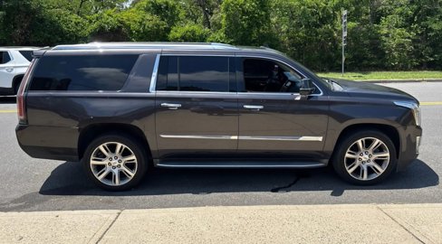 Used 2015 Cadillac Escalade ESV Premium image 5