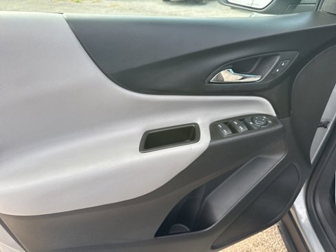 Used 2024 Chevrolet Equinox LS image 23