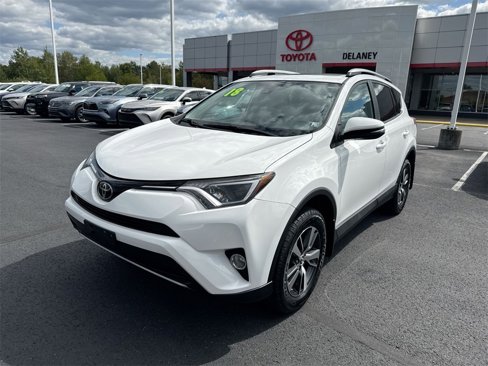 Used 2018 Toyota RAV4 XLE image 4