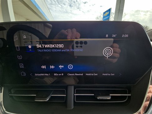 New 2025 Chevrolet Trax LT w/ LT Convenience Package image 13