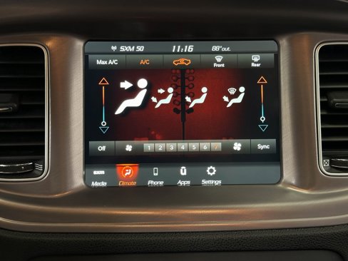 Used 2023 Dodge Charger SXT image 9