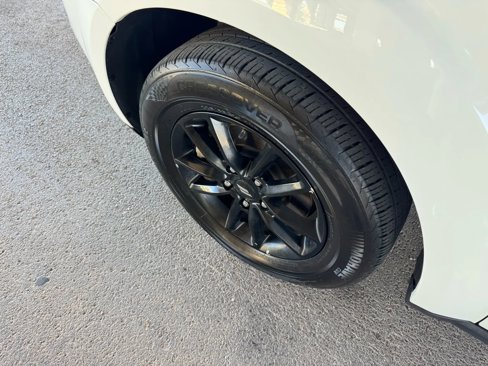 Used 2019 Dodge Journey SE w/ Premium Group image 27