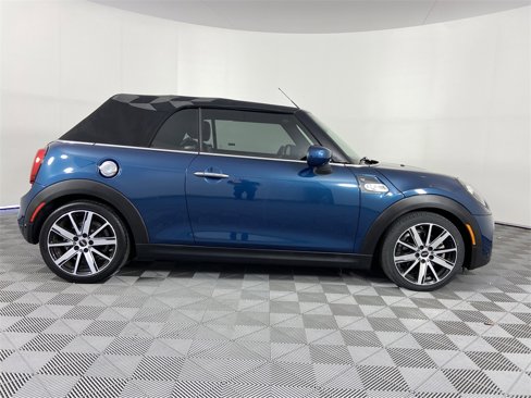 Used 2021 MINI Cooper S w/ Sidewalk Package image 10