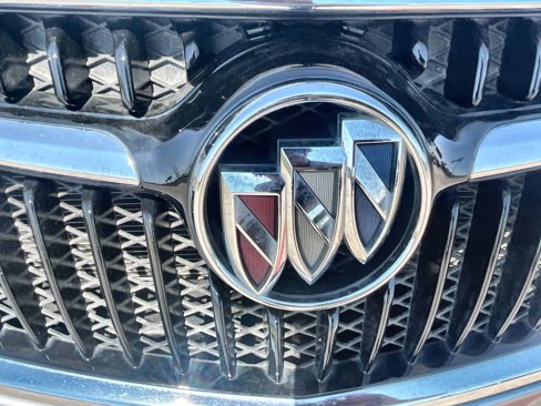 Used 2018 Buick Encore Sport Touring image 41