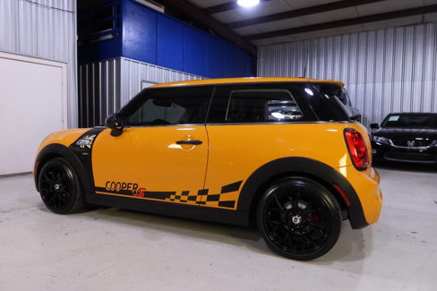 Used 2015 MINI Cooper S image 2