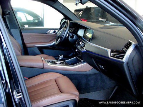 Used 2022 BMW X5 sDrive40i w/ M Sport Package image 38