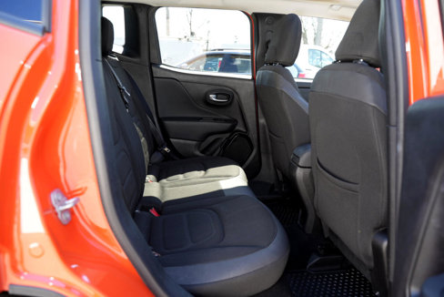 Used 2017 Jeep Renegade Altitude image 22