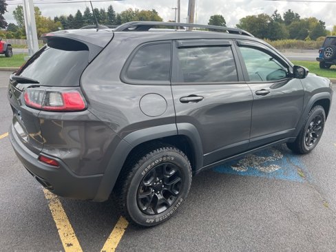 Used 2022 Jeep Cherokee Latitude image 4