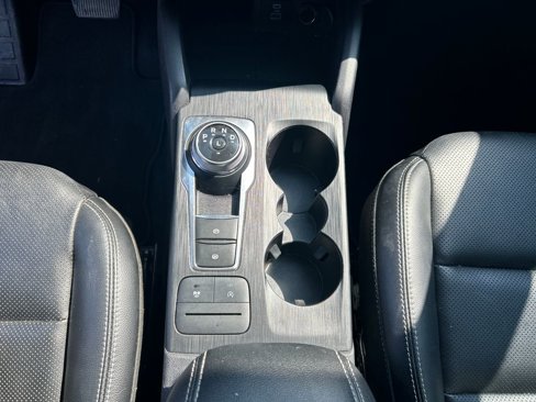 Certified 2022 Ford Escape SEL image 17