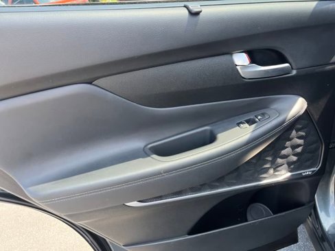 Used 2019 Hyundai Santa Fe AWD image 11