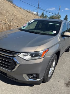 Used 2018 Chevrolet Traverse LT image 2