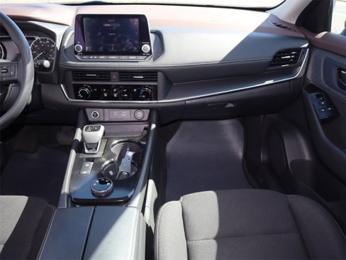 Certified 2023 Nissan Rogue S image 18