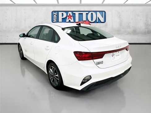 Used 2024 Kia Forte LXS image 5