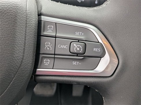 New 2024 Jeep Compass Limited image 25