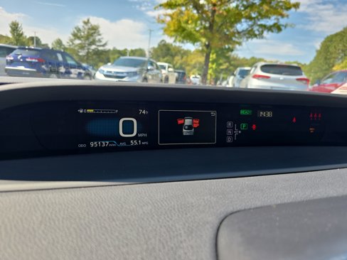 Used 2017 Toyota Prius Two image 18