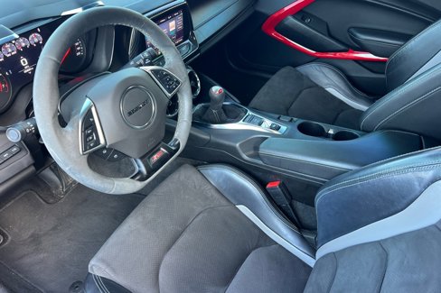 Used 2020 Chevrolet Camaro SS image 10