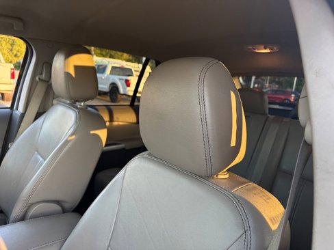 Used 2013 Ford Edge SEL image 21